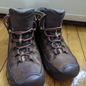 Women's Keen Targhee Vent Mid Hiking Boots